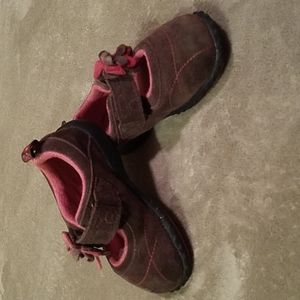 Merrell kids toddler size 9 brown and pink suede Mary Janes with Velcro a straps